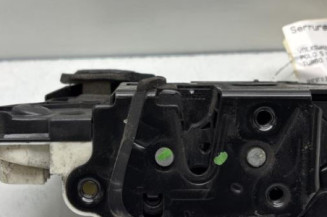 Serrure avant gauche VOLKSWAGEN POLO 5