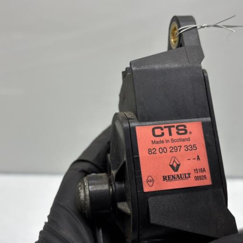 Pedale d'accelerateur RENAULT CLIO 3 Photo n°4