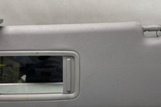 Pare soleil gauche TOYOTA YARIS 2 Photo n°1