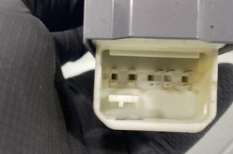 Interrupteur de leve vitre avant gauche TOYOTA YARIS 2