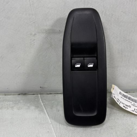 Interrupteur de leve vitre avant gauche PEUGEOT 208 1 Photo n°1