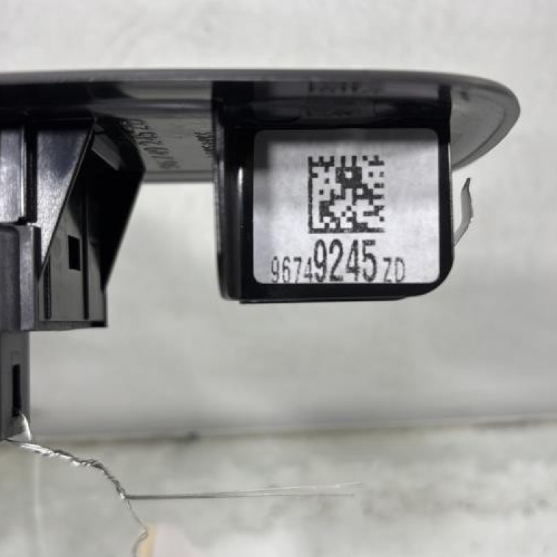 Interrupteur de leve vitre avant gauche PEUGEOT 208 1 Photo n°5