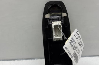 Interrupteur de leve vitre avant droit PEUGEOT 208 1