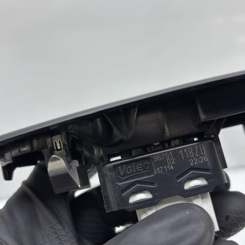 Interrupteur de leve vitre avant droit PEUGEOT 208 1 Photo n°5