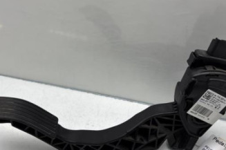 Pedale d'accelerateur PEUGEOT 208 1 Photo n°1