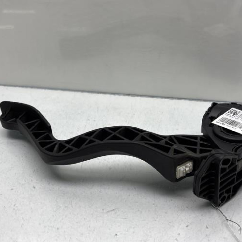 Pedale d'accelerateur PEUGEOT 208 1 Photo n°5