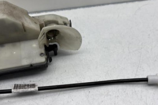 Serrure avant gauche PEUGEOT 208 1