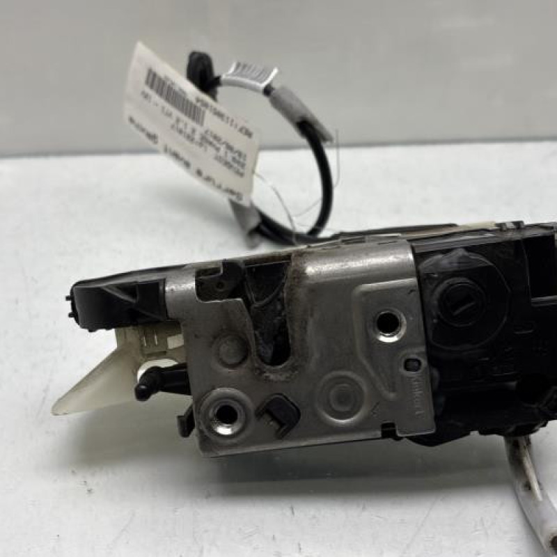 Serrure avant gauche PEUGEOT 208 1 Photo n°8