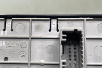 Interrupteur de leve vitre avant gauche RENAULT LAGUNA 3