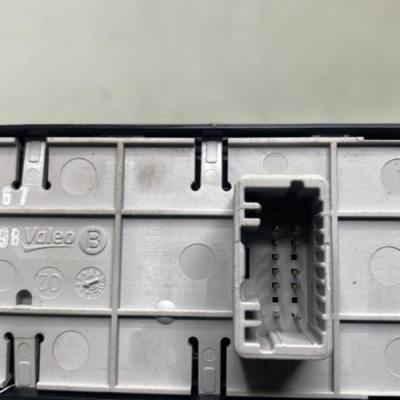 Interrupteur de leve vitre avant gauche RENAULT LAGUNA 3 Photo n°4