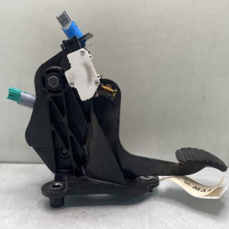 Pedale d'embrayage RENAULT LAGUNA 3 Photo n°1