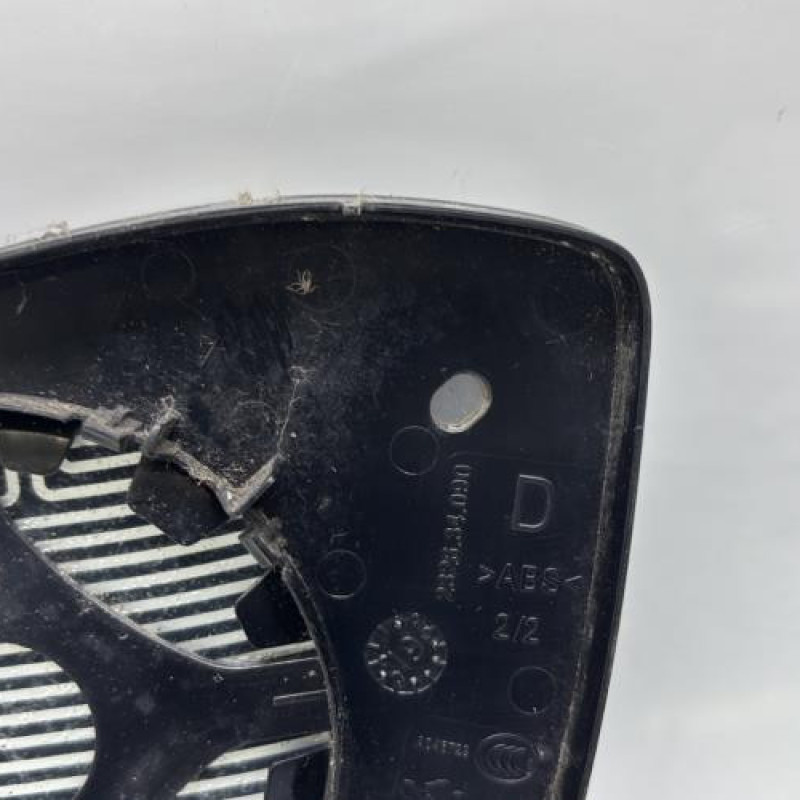 Glace retroviseur droit PEUGEOT 208 1 Photo n°4