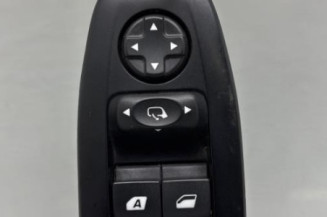 Interrupteur de leve vitre avant gauche PEUGEOT 208 1