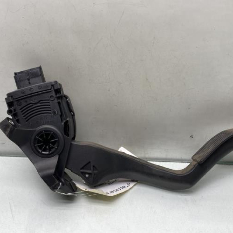 Pedale d'accelerateur PEUGEOT 208 1 Photo n°4