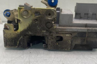 Serrure avant droit PEUGEOT PARTNER 1