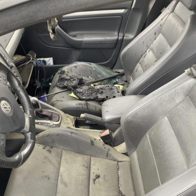 Serrure arriere droit VOLKSWAGEN GOLF 5 Photo n°14