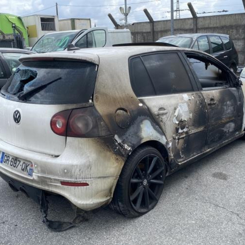 Serrure arriere gauche VOLKSWAGEN GOLF 5 Photo n°7