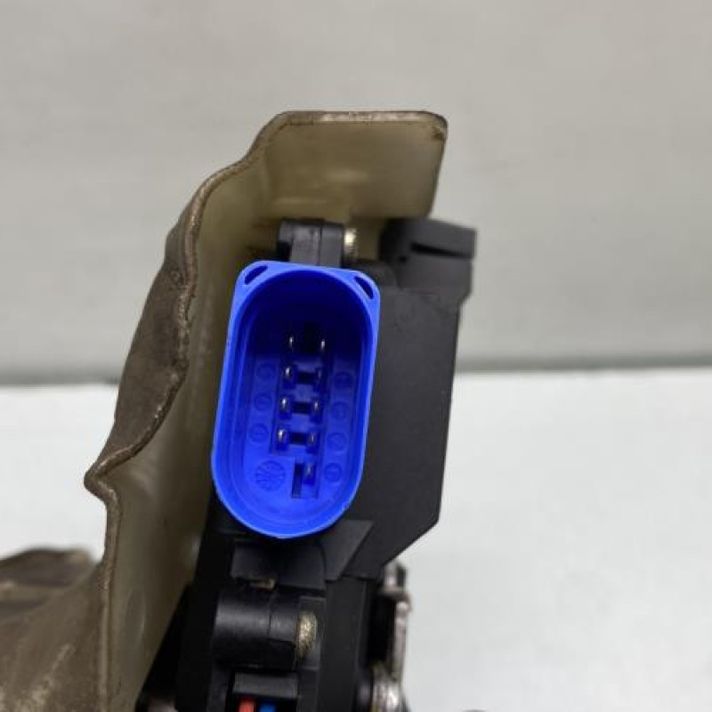 Serrure avant droit VOLKSWAGEN GOLF 5 Photo n°4