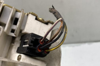 Serrure avant gauche FORD FIESTA 4