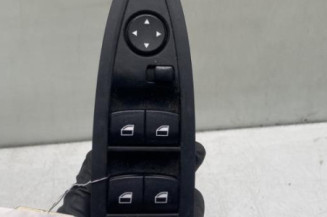 Interrupteur de leve vitre avant gauche BMW SERIE 1 F20 Photo n°1