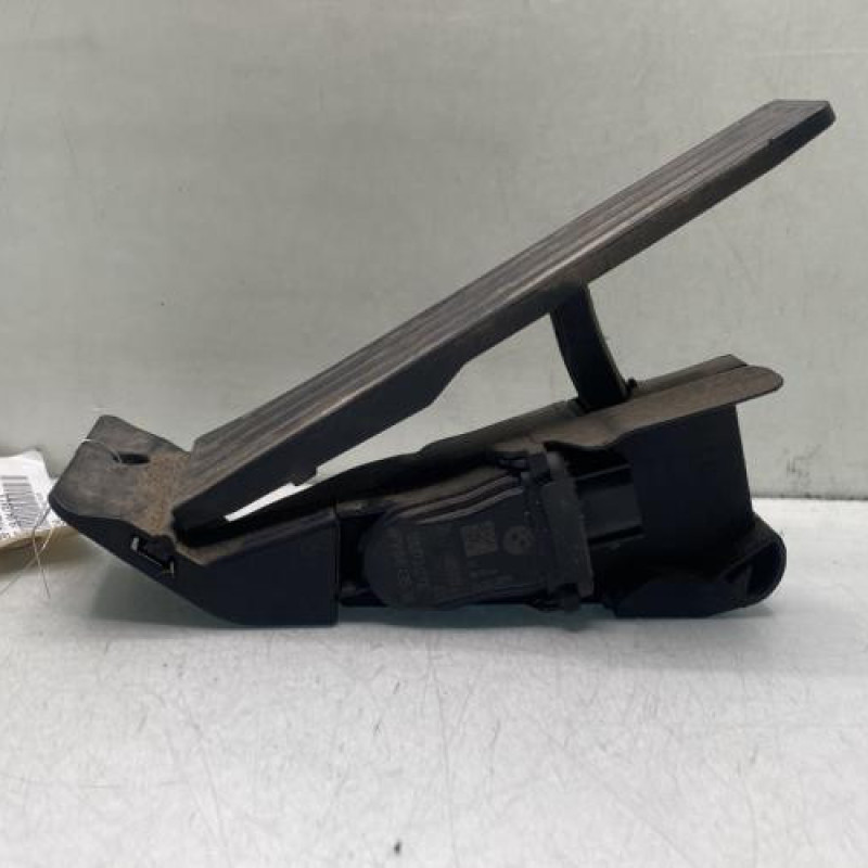 Pedale d'accelerateur BMW SERIE 1 F20 Photo n°3