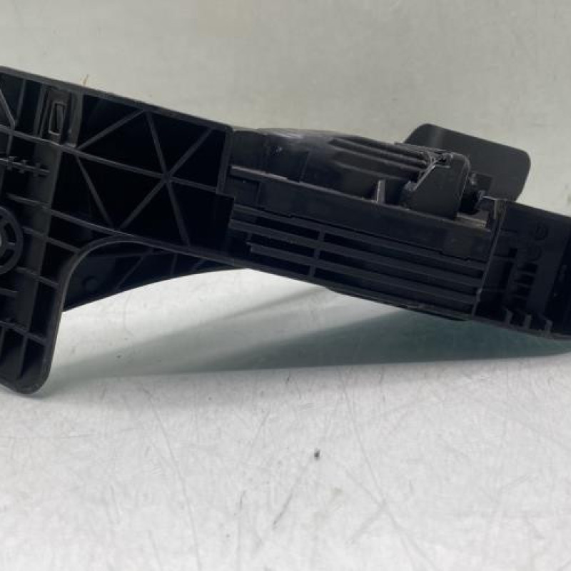 Pedale d'accelerateur BMW SERIE 1 F20 Photo n°4