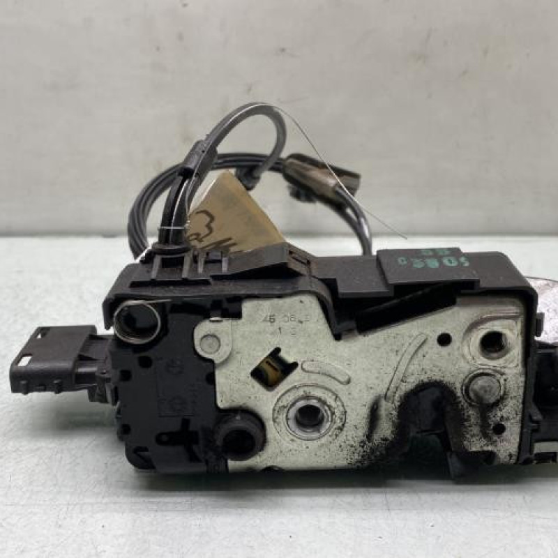 Serrure avant gauche PEUGEOT 207 Photo n°1