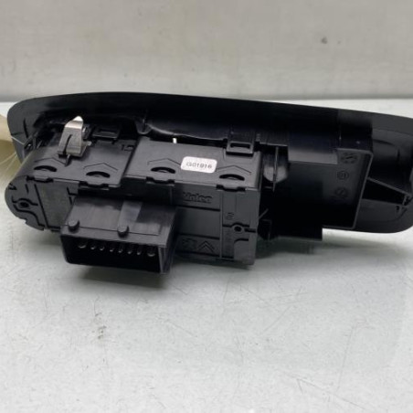 Interrupteur de leve vitre avant gauche PEUGEOT 2008 1