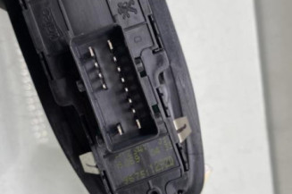 Interrupteur de leve vitre avant gauche PEUGEOT 2008 1