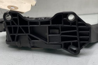 Pedale d'accelerateur PEUGEOT 2008 1