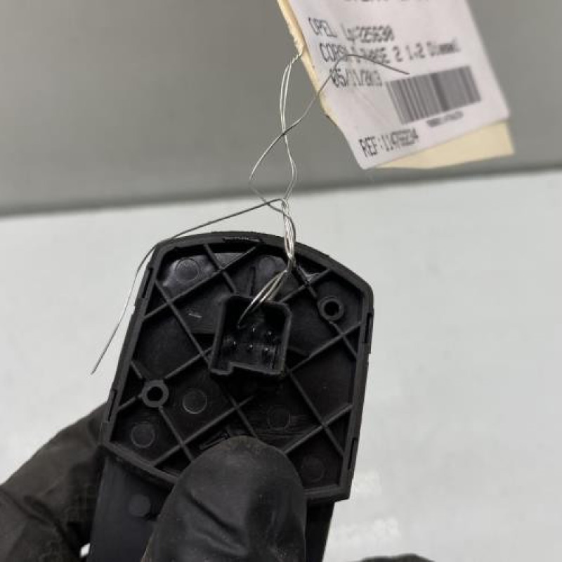 Interrupteur de leve vitre avant droit OPEL CORSA D Photo n°4