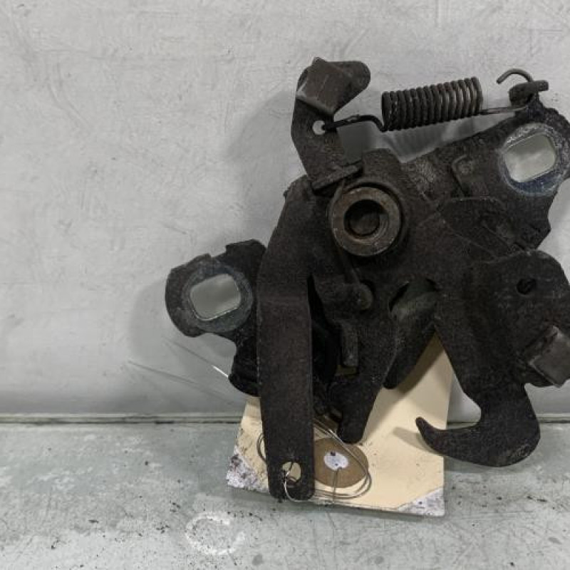 Fermeture de capot PEUGEOT 508 1 SW Photo n°4