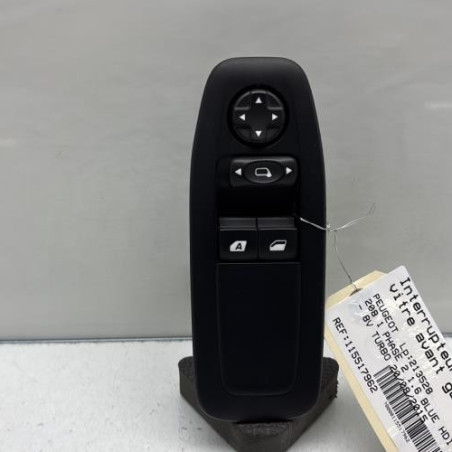 Interrupteur de leve vitre avant gauche PEUGEOT 208 1 Photo n°1