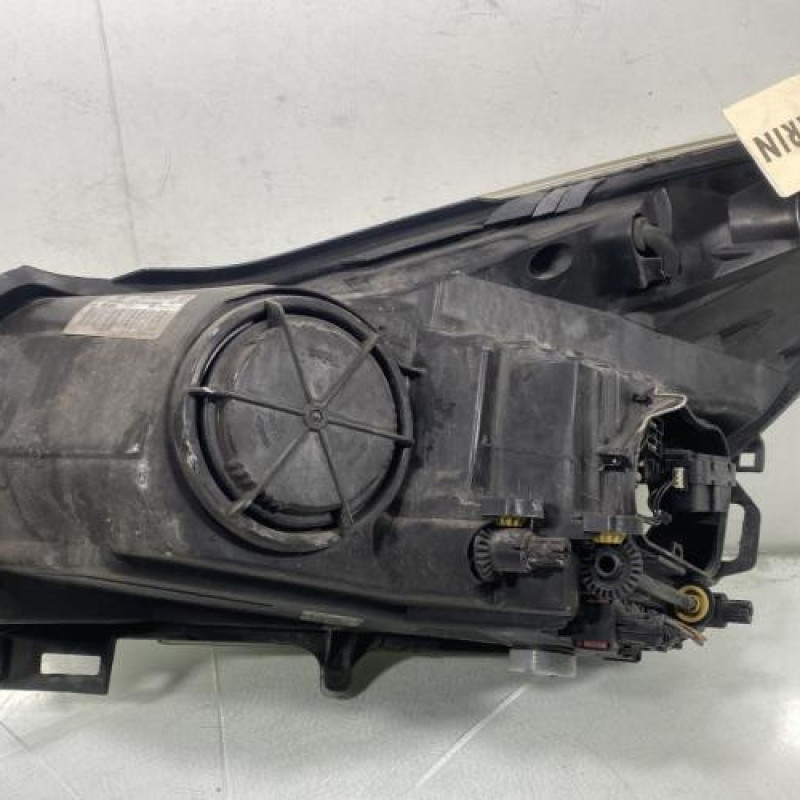 Optique avant principal droit (feux)(phare) OPEL CORSA D Photo n°8