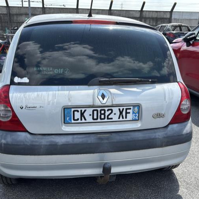 Fermeture de capot RENAULT CLIO 2 Photo n°8
