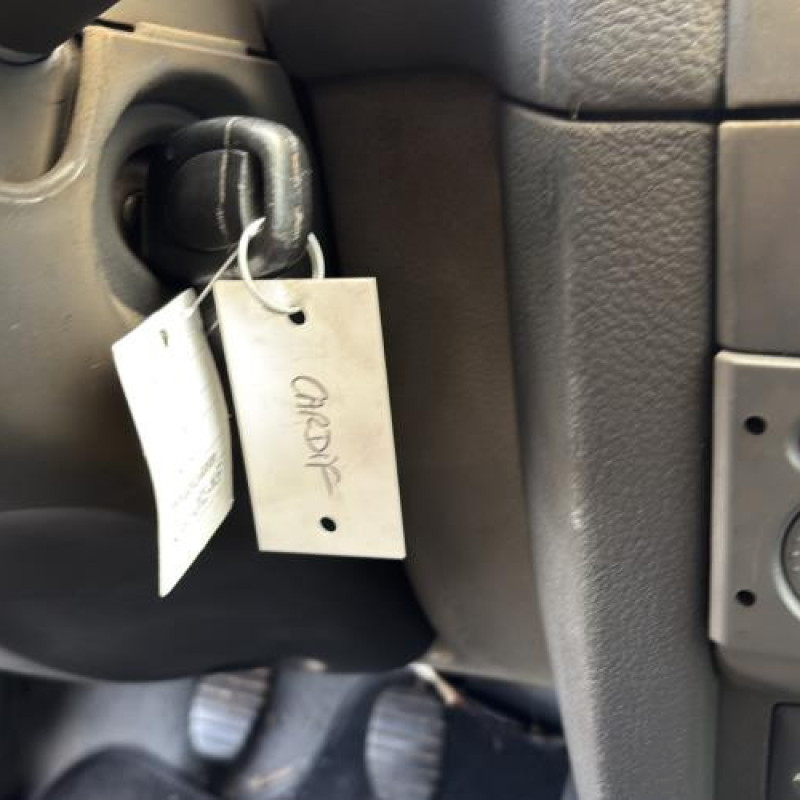 Fermeture de capot RENAULT CLIO 2 Photo n°19