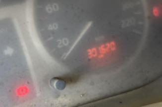 Fermeture de capot RENAULT CLIO 2