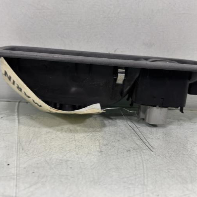 Interrupteur de leve vitre avant gauche RENAULT CLIO 3 Photo n°2