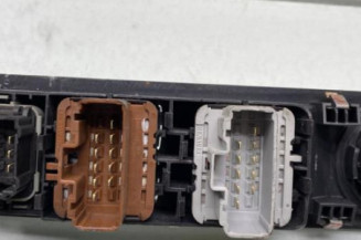 Interrupteur de leve vitre avant gauche RENAULT ESPACE 4
