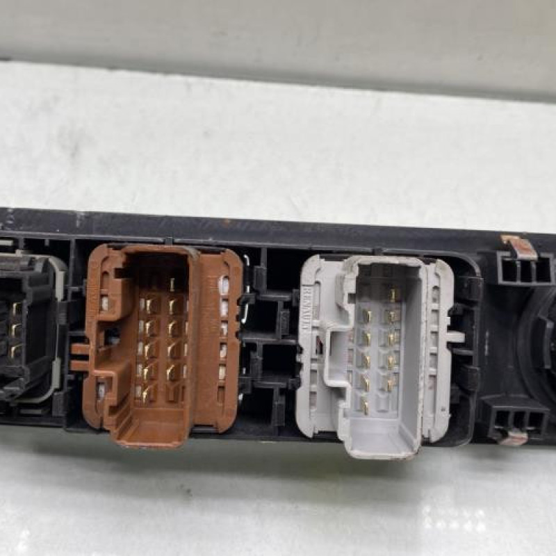 Interrupteur de leve vitre avant gauche RENAULT ESPACE 4 Photo n°3