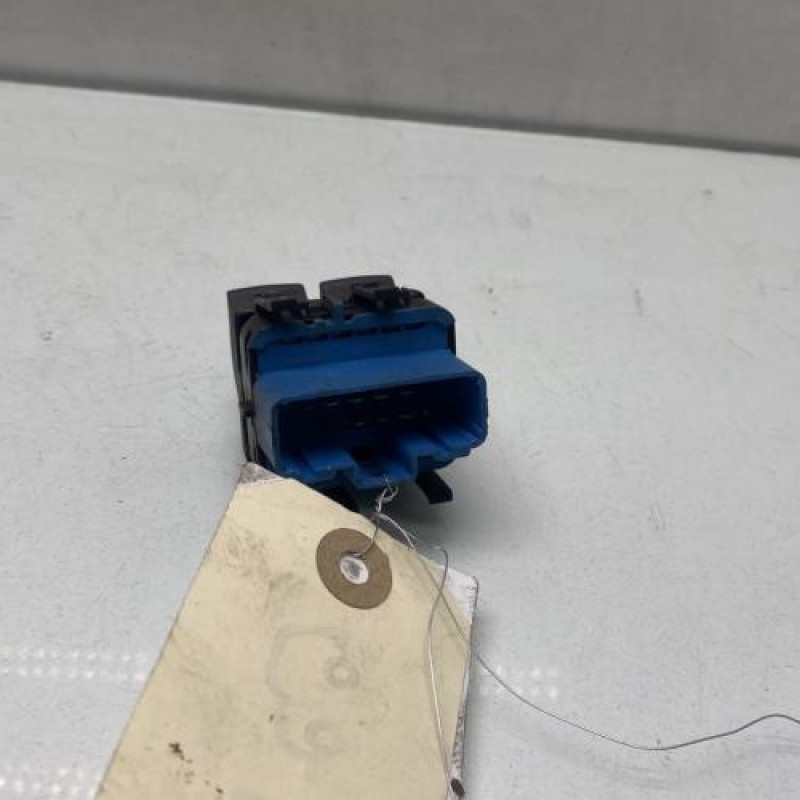 Interrupteur de leve vitre avant gauche RENAULT MEGANE 2 Photo n°3