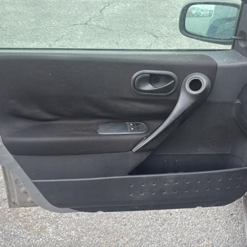 Interrupteur de leve vitre avant gauche RENAULT MEGANE 2 Photo n°20