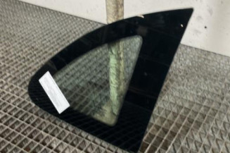 Custode arriere droit RENAULT CLIO 3