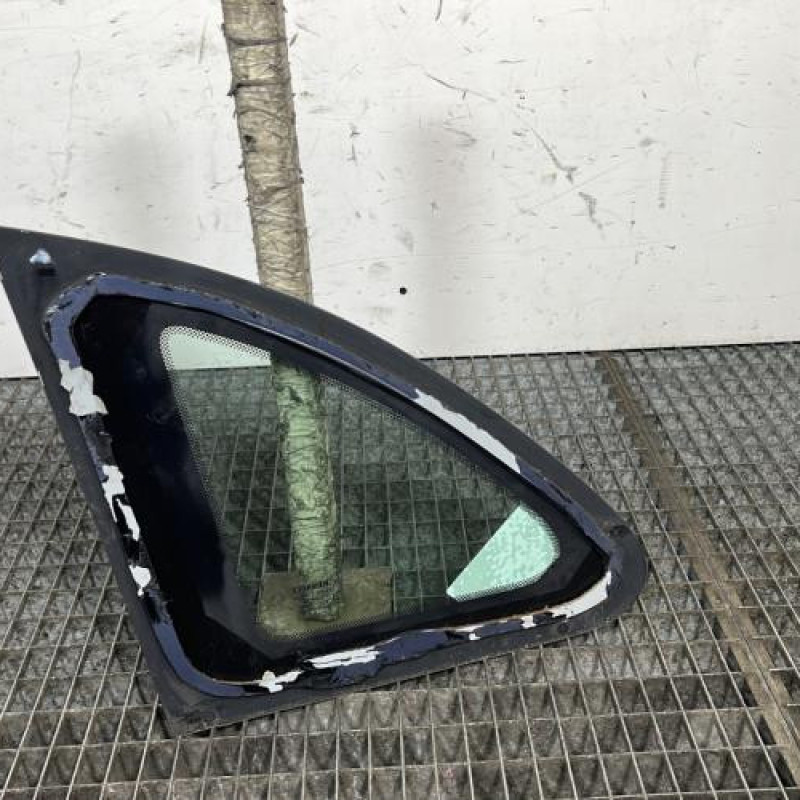 Custode arriere droit RENAULT CLIO 3 Photo n°4