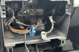 Vitre avant gauche RENAULT CLIO 3