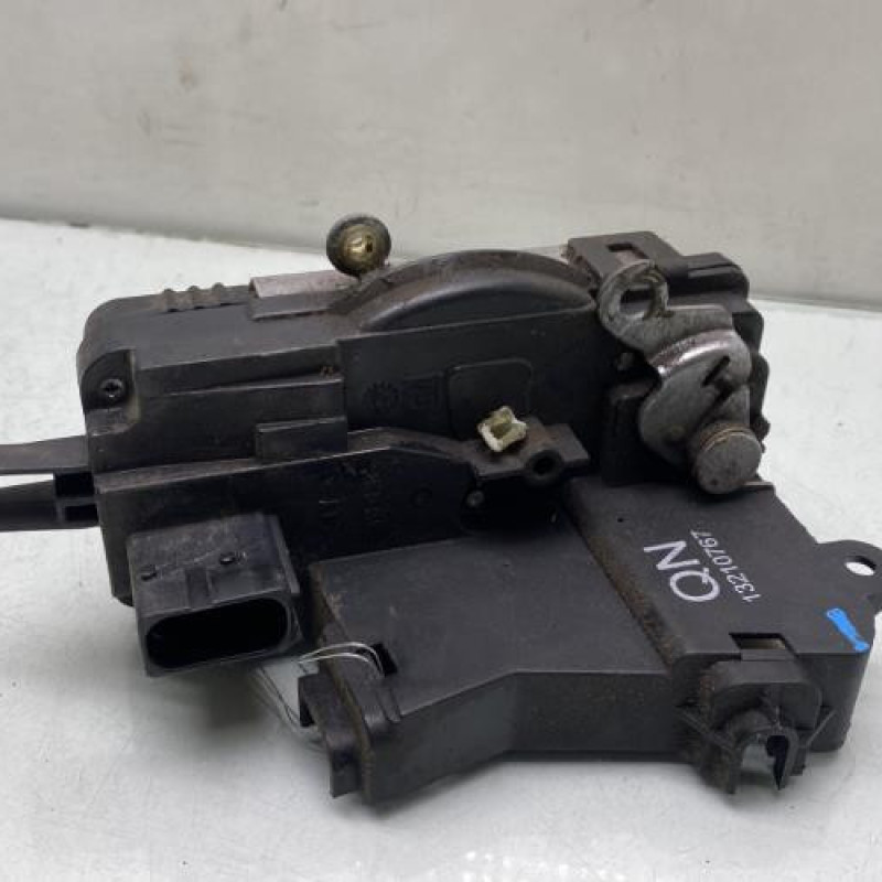 Serrure avant gauche OPEL VECTRA C Photo n°2