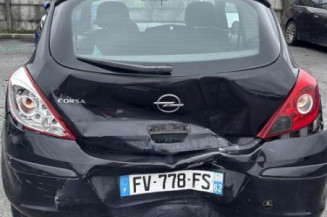 Custode avant droit OPEL CORSA D