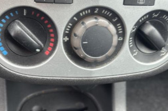 Custode avant droit OPEL CORSA D