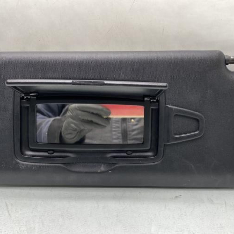 Pare soleil gauche MERCEDES CLASSE A 176 Photo n°1