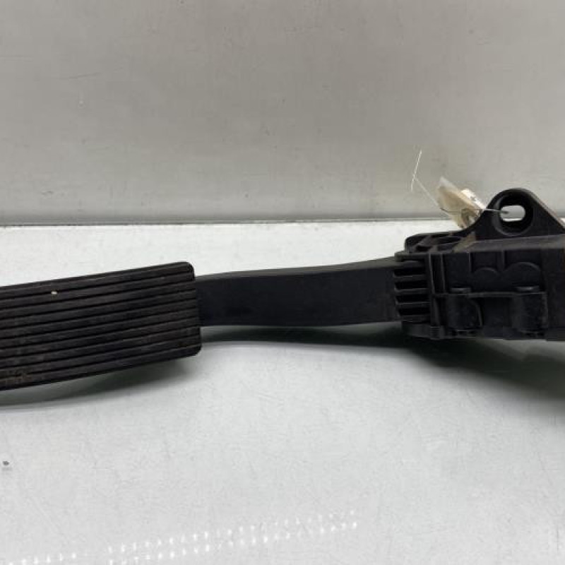 Pedale d'accelerateur MERCEDES CLASSE A 176 Photo n°1